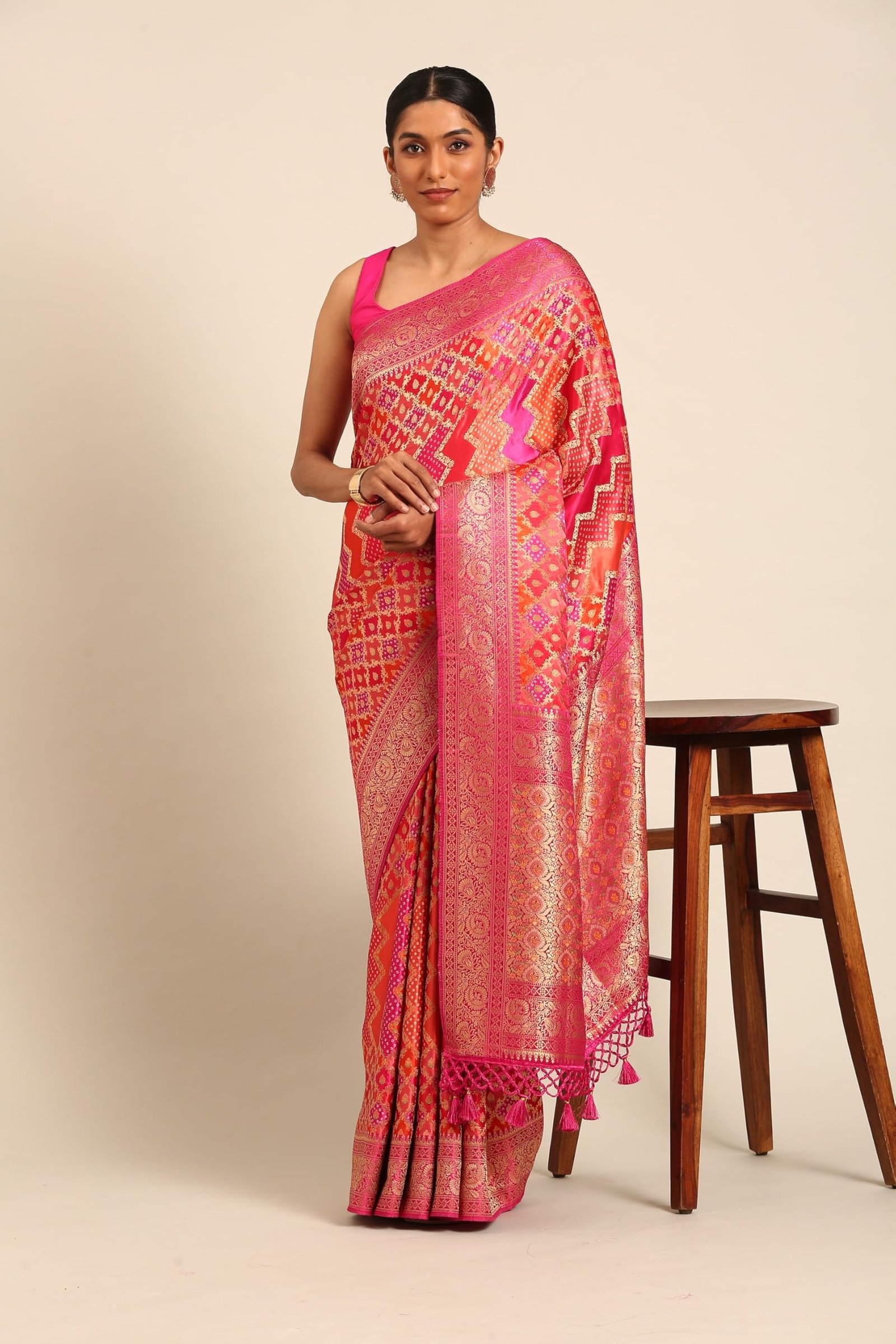 MOHEY Women's Rani Art Silk Embroidered Saree (Rani) - Image 6