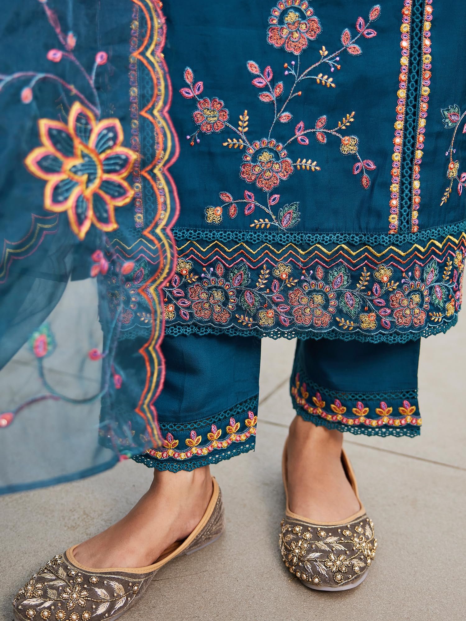 Shop Secondary Image